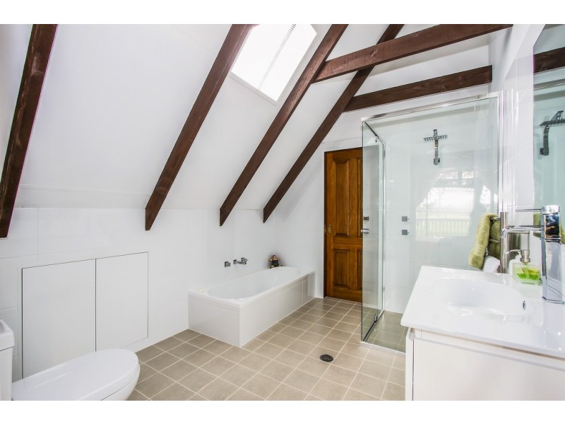 24 Spectrum Road, North Gosford NSW 2250