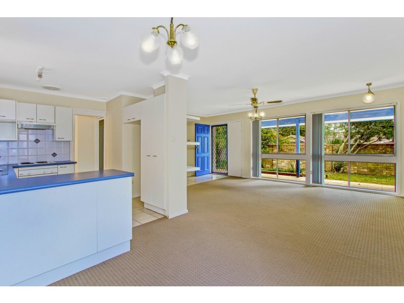 127 Jarrett Street, Wyoming NSW 2250