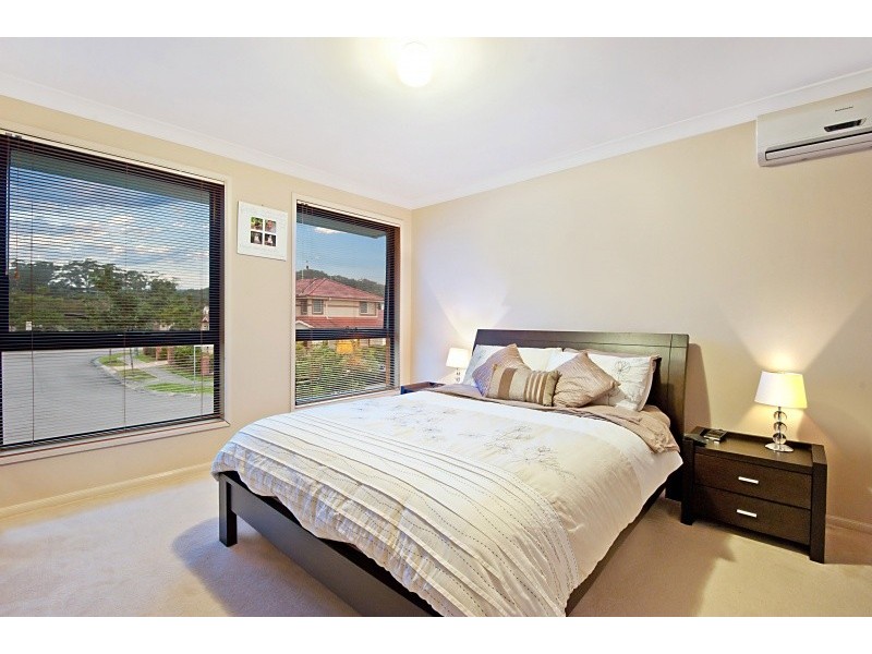 22 Wingello Crescent, Wyoming NSW 2250