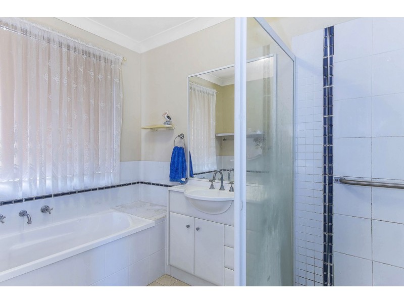 5 Worrell Circuit, Wyoming NSW 2250