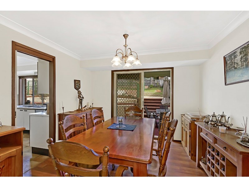 32 Jeannie Crescent, Berkeley Vale NSW 2261