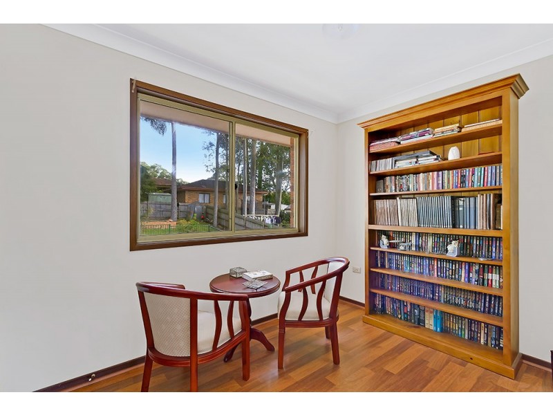 32 Jeannie Crescent, Berkeley Vale NSW 2261