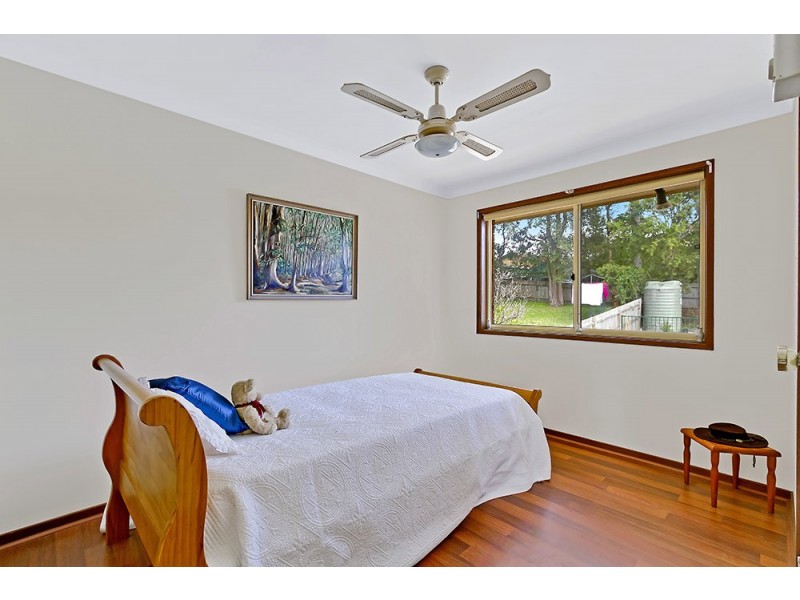 32 Jeannie Crescent, Berkeley Vale NSW 2261
