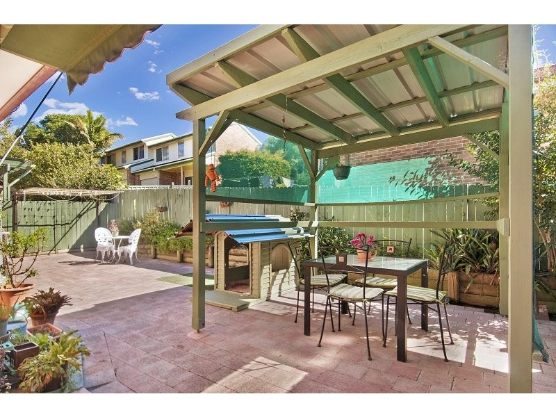 2/34 Boronia Street, East Gosford NSW 2250