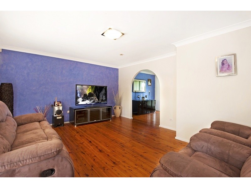 53 Malison Street, Wyoming NSW 2250