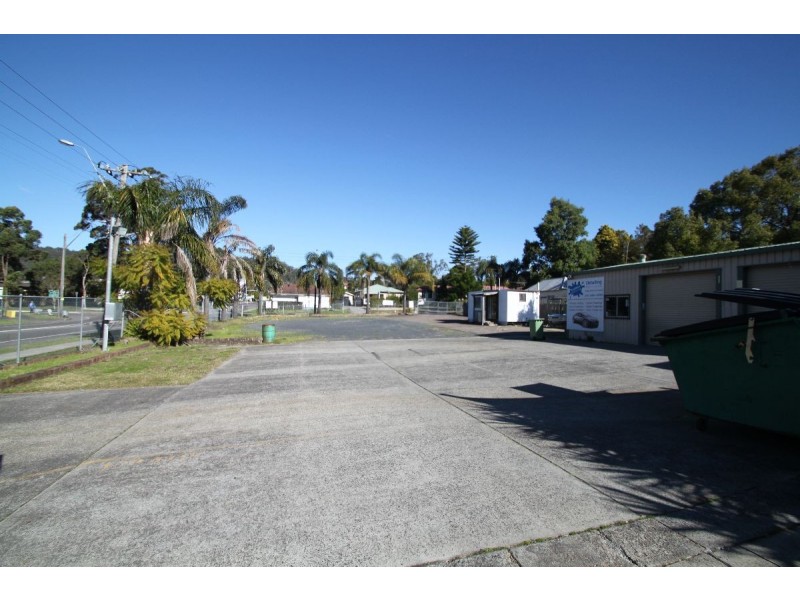 Cnr of Cary Street and Henry Parry Drive, North Gosford NSW 2250