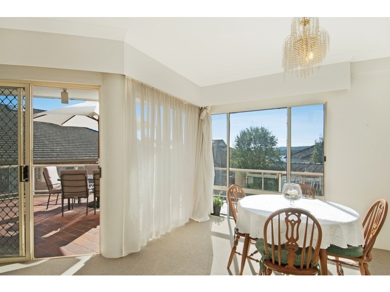 19/9-13 Kurrawa Avenue, Point Clare NSW 2250