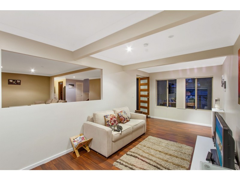 46 Bourbon Street, Wyoming NSW 2250