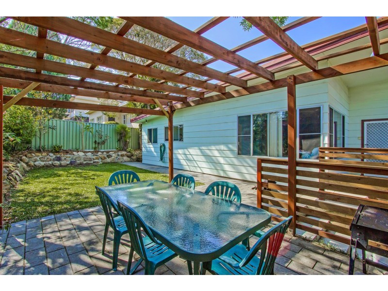 12 Linden Street, North Gosford NSW 2250