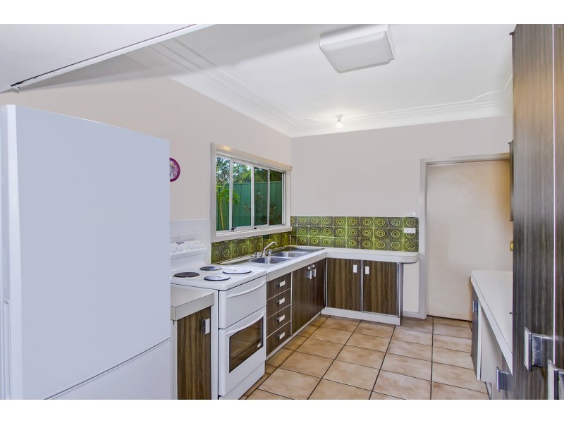 12 Linden Street, North Gosford NSW 2250