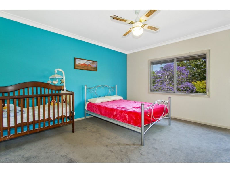 12 Linden Street, North Gosford NSW 2250