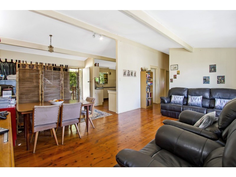 65 Barralong Road, Erina NSW 2250