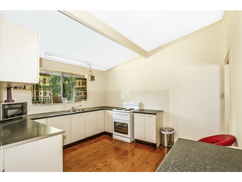 65 Barralong Road, Erina NSW 2250