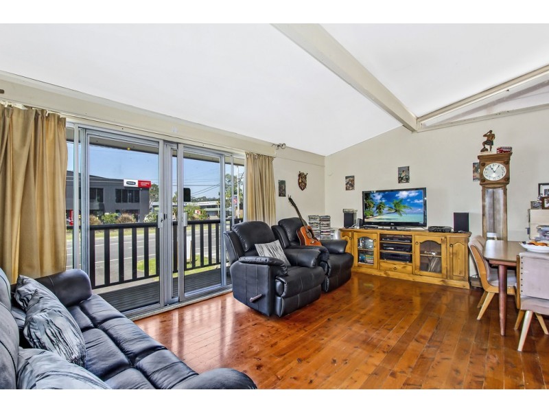 65 Barralong Road, Erina NSW 2250