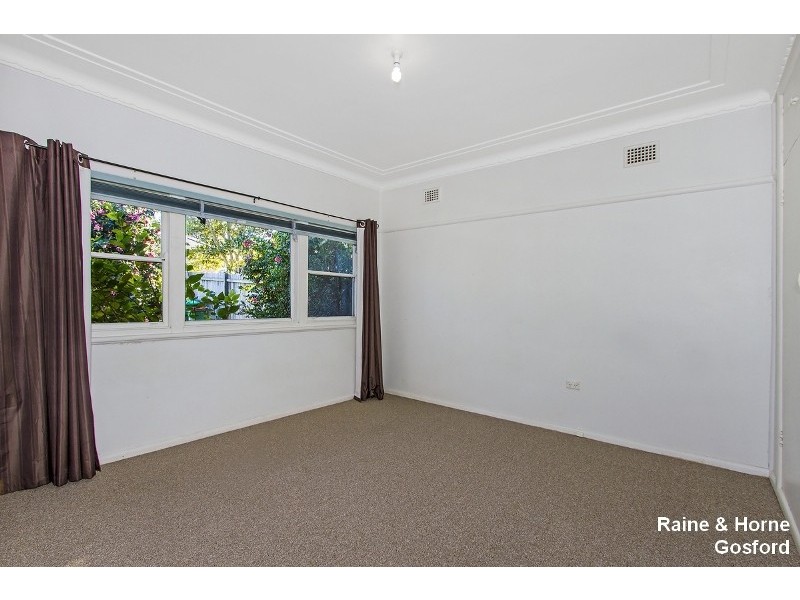 11 Frederick Street, East Gosford NSW 2250