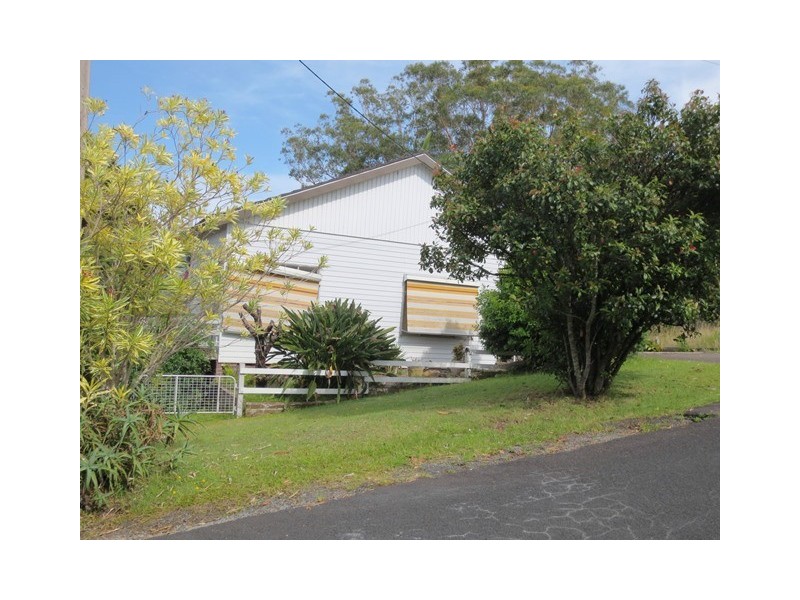 14 Batley Street, West Gosford NSW 2250