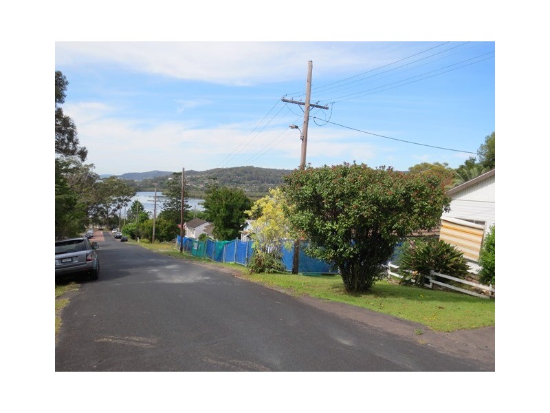 14 Batley Street, West Gosford NSW 2250