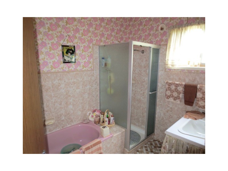 14 Batley Street, West Gosford NSW 2250