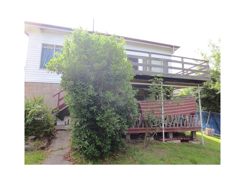 14 Batley Street, West Gosford NSW 2250