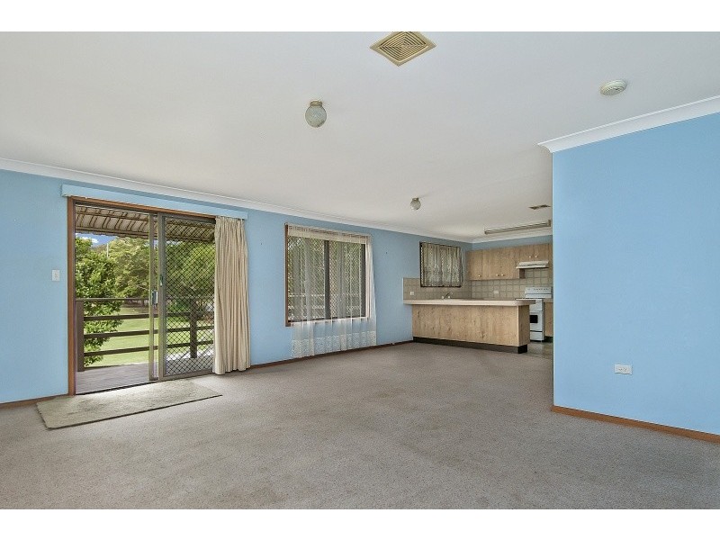 30 Renwick Street, Wyoming NSW 2250