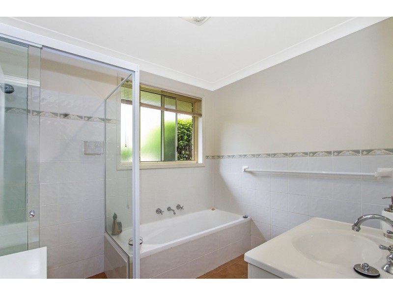 4a Berrys Head Road, Narara NSW 2250