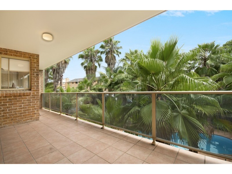 7/117 John Whiteway Drive, Gosford NSW 2250