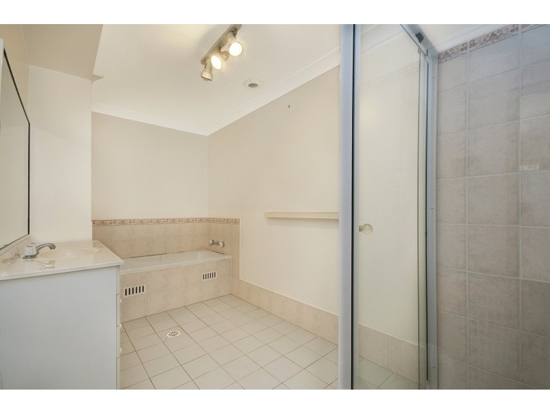 7/117 John Whiteway Drive, Gosford NSW 2250