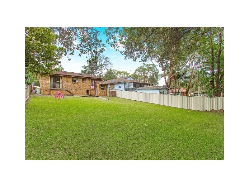 8 Kingfisher Place, Tumbi Umbi NSW 2261