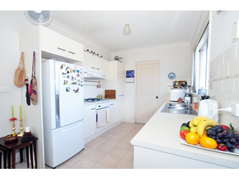 2/35a Hanlan Street, Narara NSW 2250