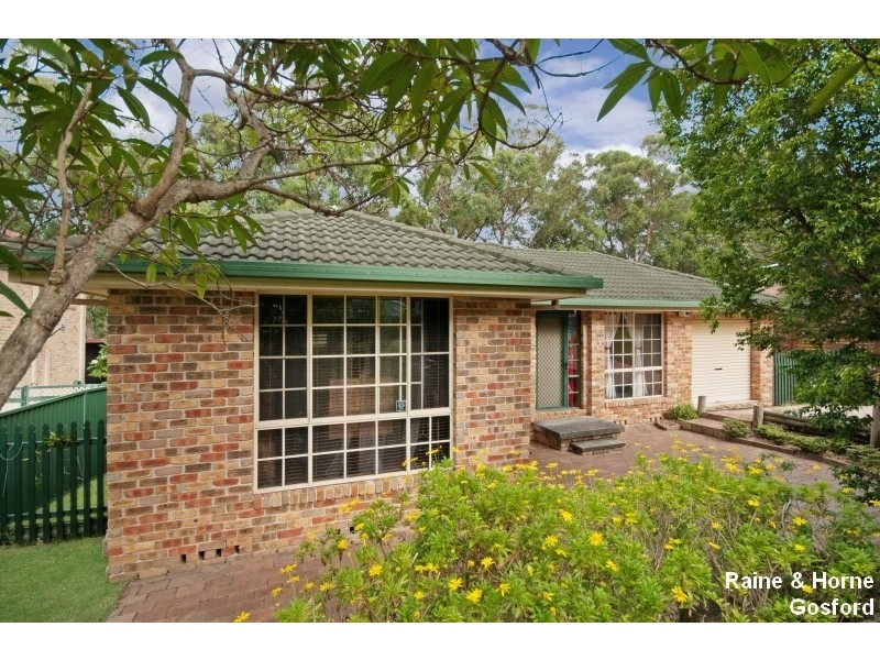 3 Irwin Place, Green Point NSW 2251