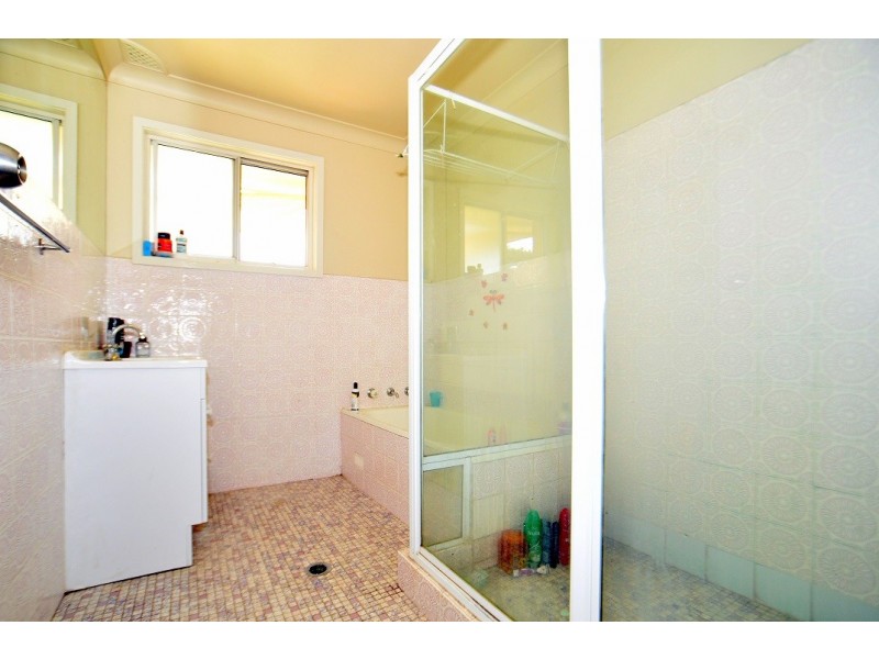2524 Wisemans Ferry Road, Mangrove Mountain NSW 2250