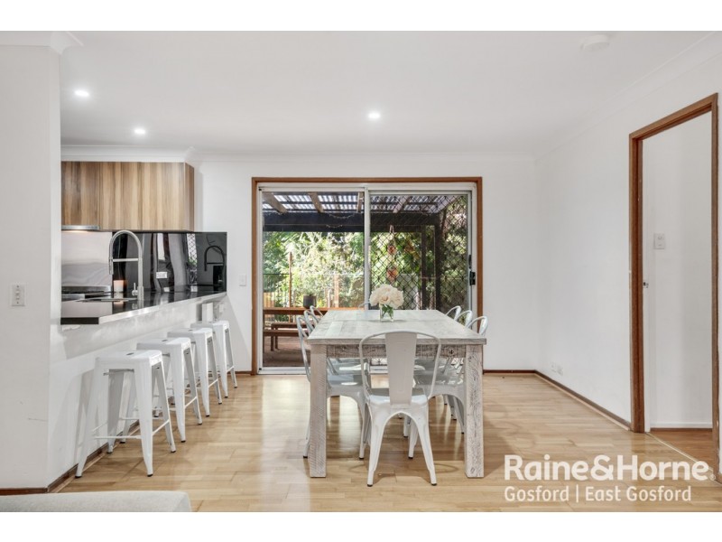 16 Childs Close, Green Point NSW 2251