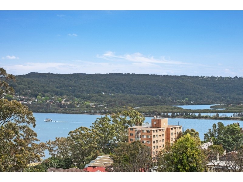 23/92 John Whiteway Drive, Gosford NSW 2250