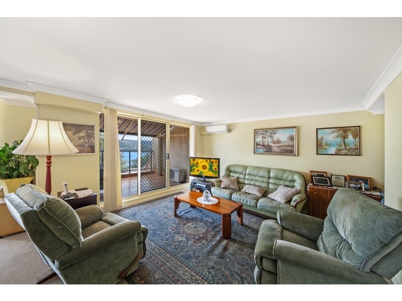 23/92 John Whiteway Drive, Gosford NSW 2250