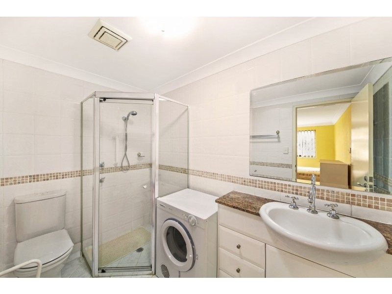 23/92 John Whiteway Drive, Gosford NSW 2250