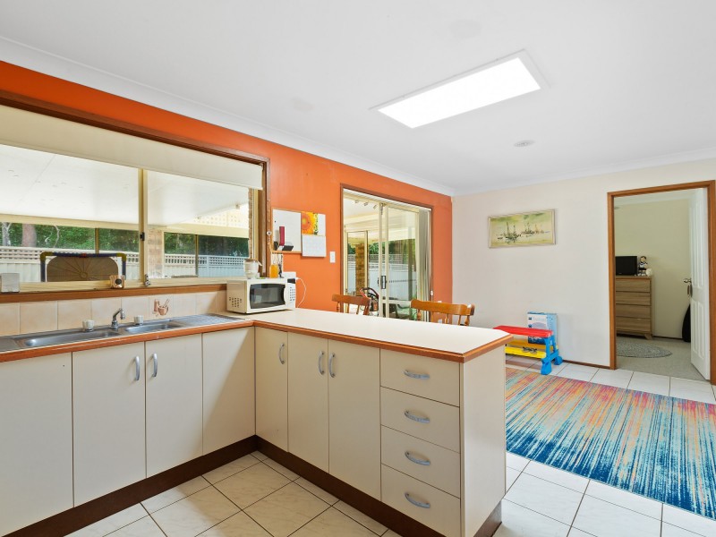 29 Reeves Street, Narara NSW 2250