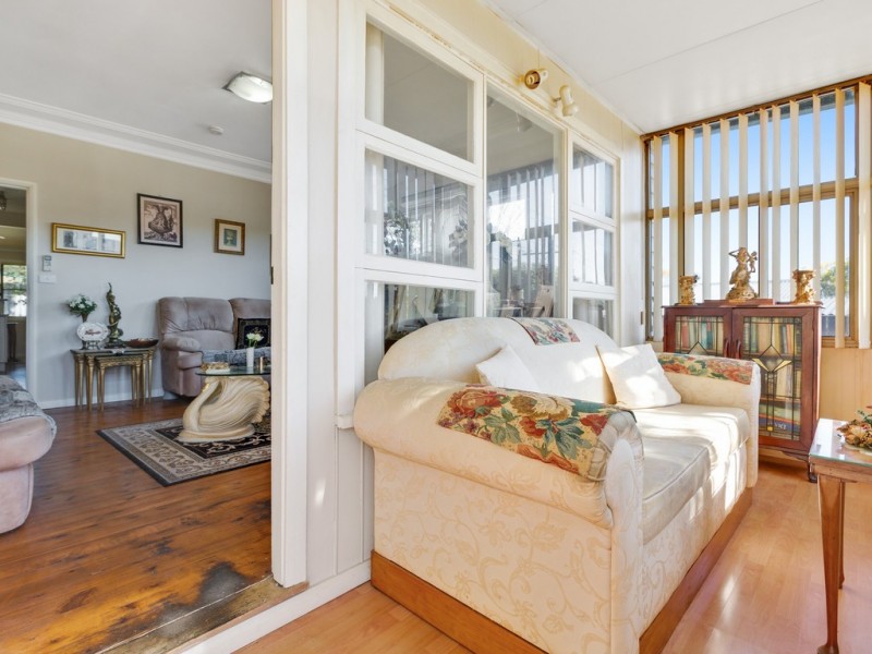 64 Cary Street, Wyoming NSW 2250