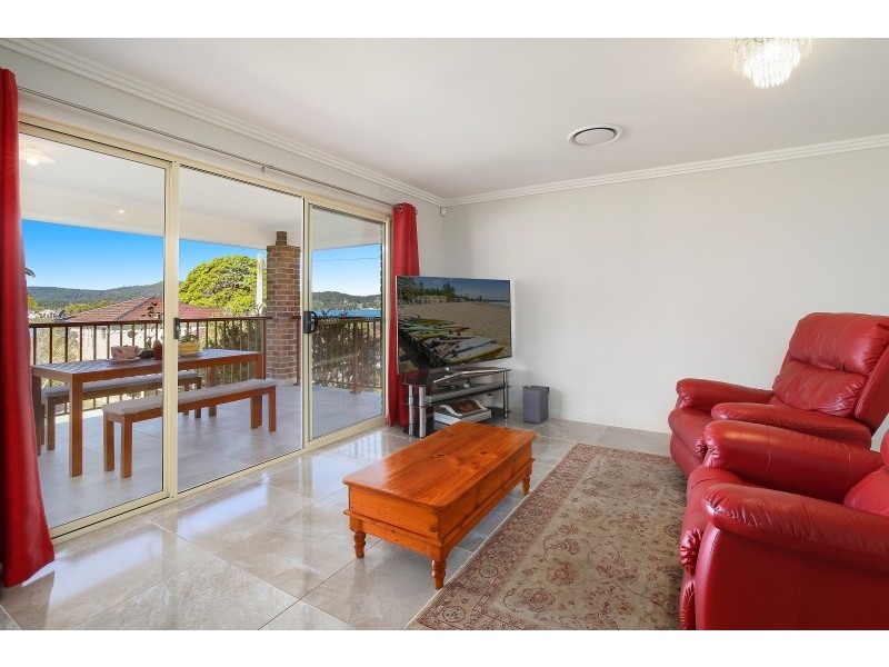 149 Albany Street, Point Frederick NSW 2250