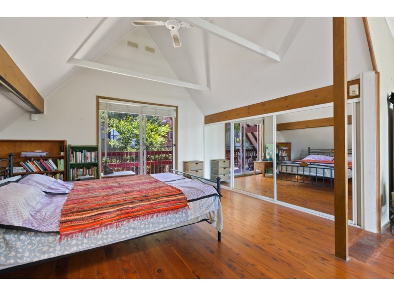 5 Gregory Street, Wyoming NSW 2250