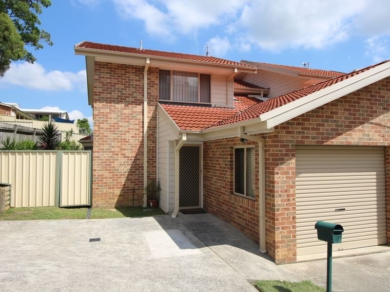 4/9 Jennie Cox Close, Erina NSW 2250