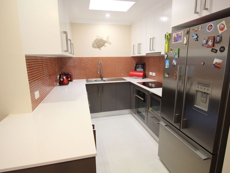 4/9 Jennie Cox Close, Erina NSW 2250