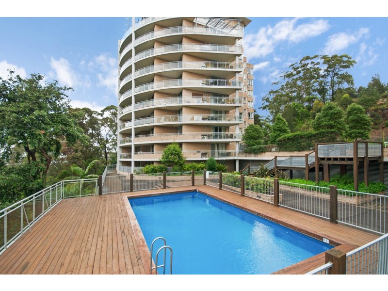131/80 John Whiteway Drive, Gosford NSW 2250
