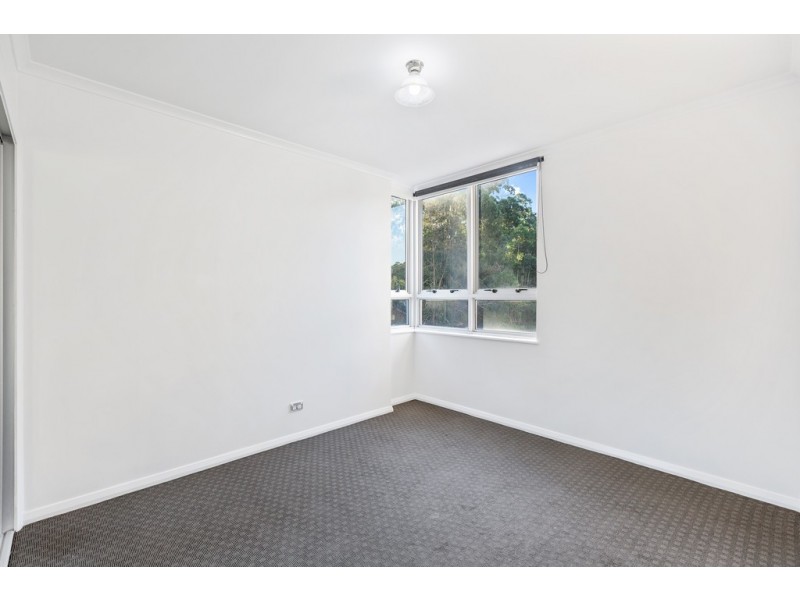 131/80 John Whiteway Drive, Gosford NSW 2250