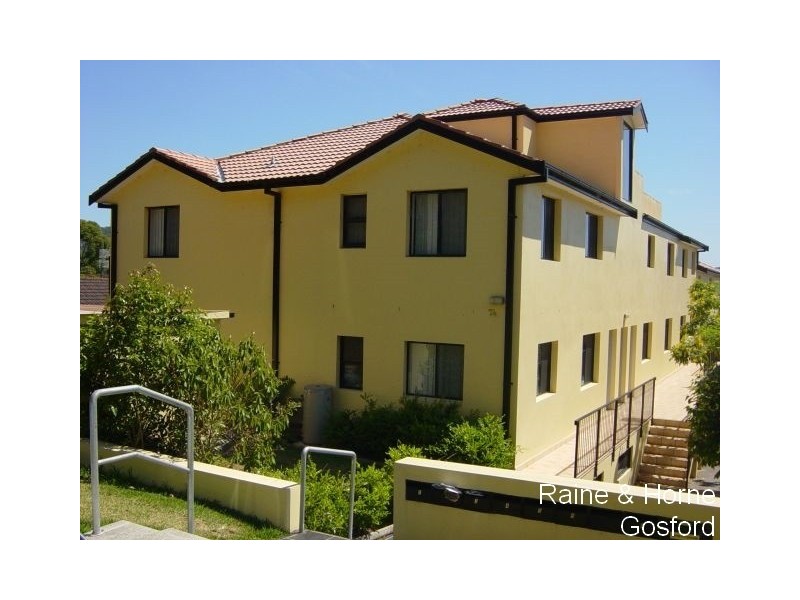 4/74 Faunce Street West, Gosford NSW 2250