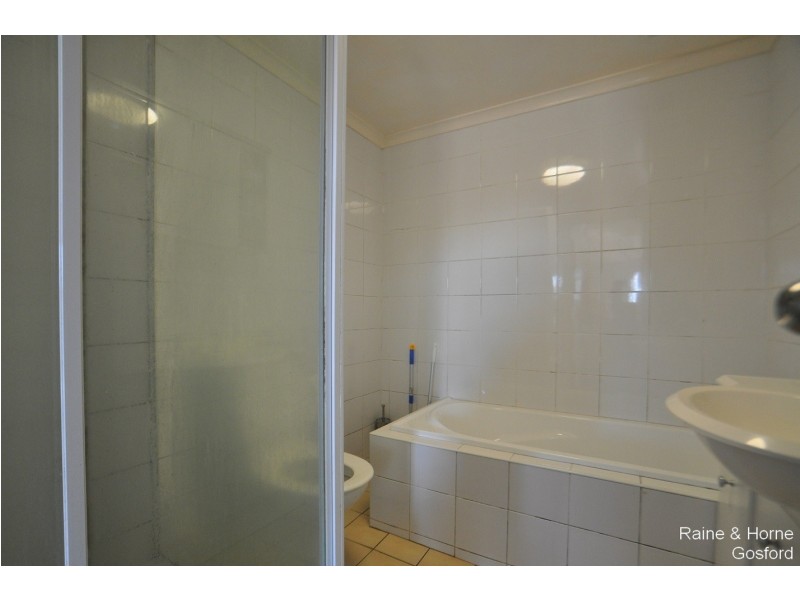 4/74 Faunce Street West, Gosford NSW 2250