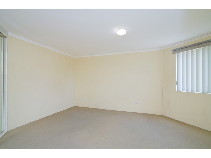 12/12-14 Hills Street, Gosford NSW 2250
