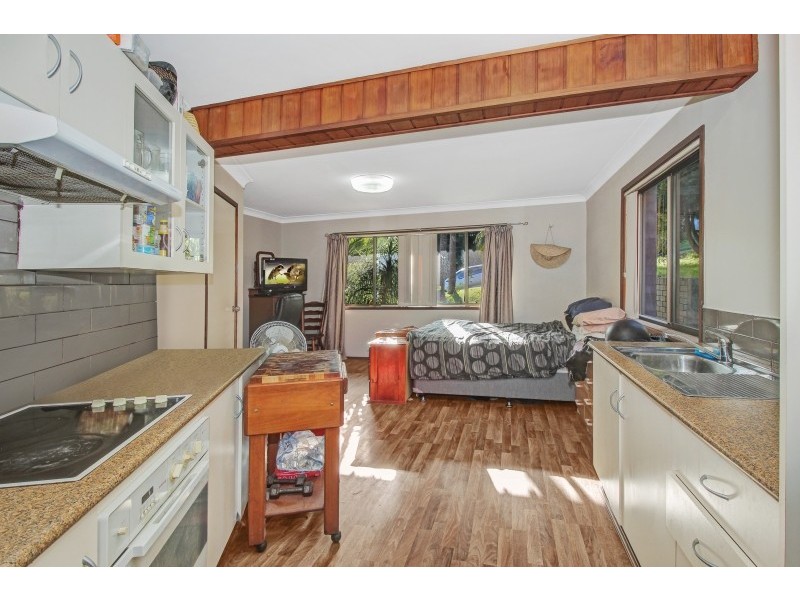 4 Pinetop Avenue, Narara NSW 2250