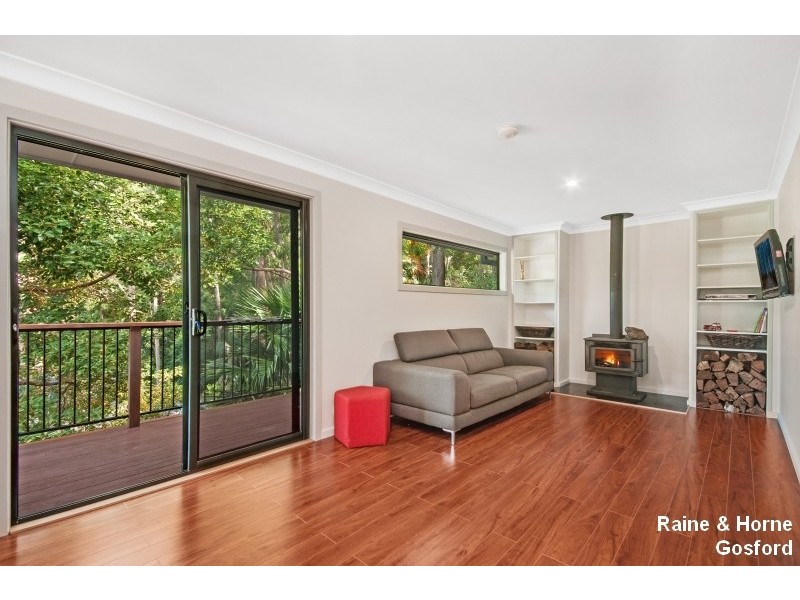 18 Lemon Tree Street, Wyoming NSW 2250