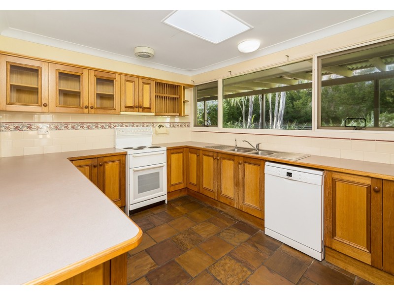 69 Beaumont Avenue, Wyoming NSW 2250