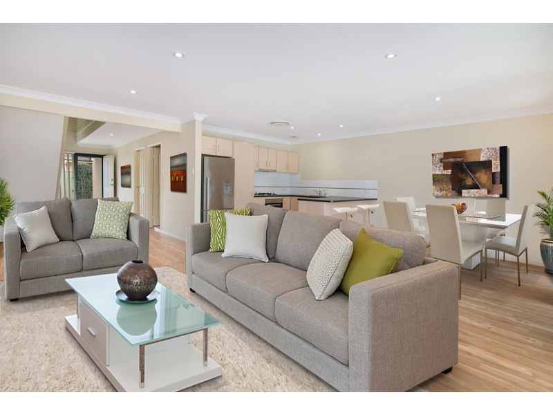 12/297a Henry Parry Dr, Wyoming NSW 2250